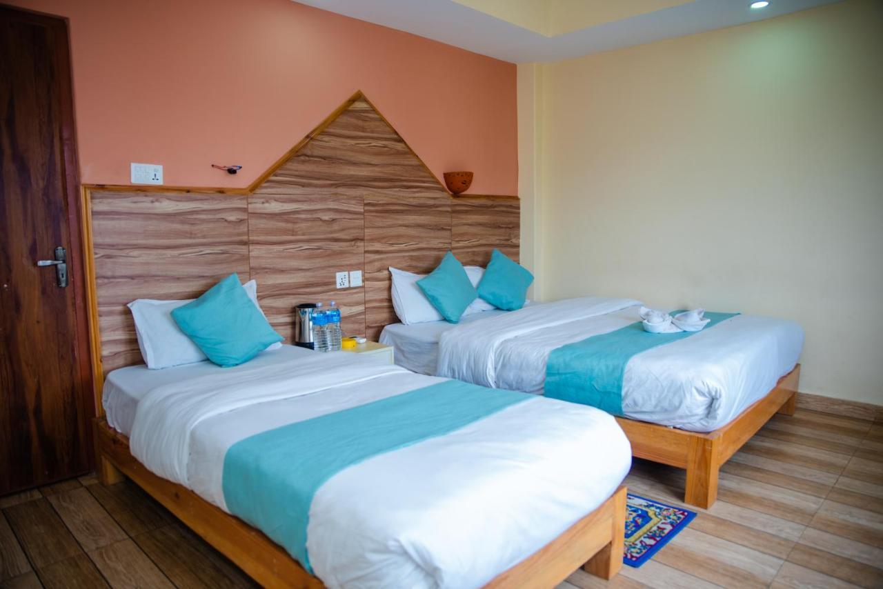 Hotel Olympus Pokhara Exteriör bild